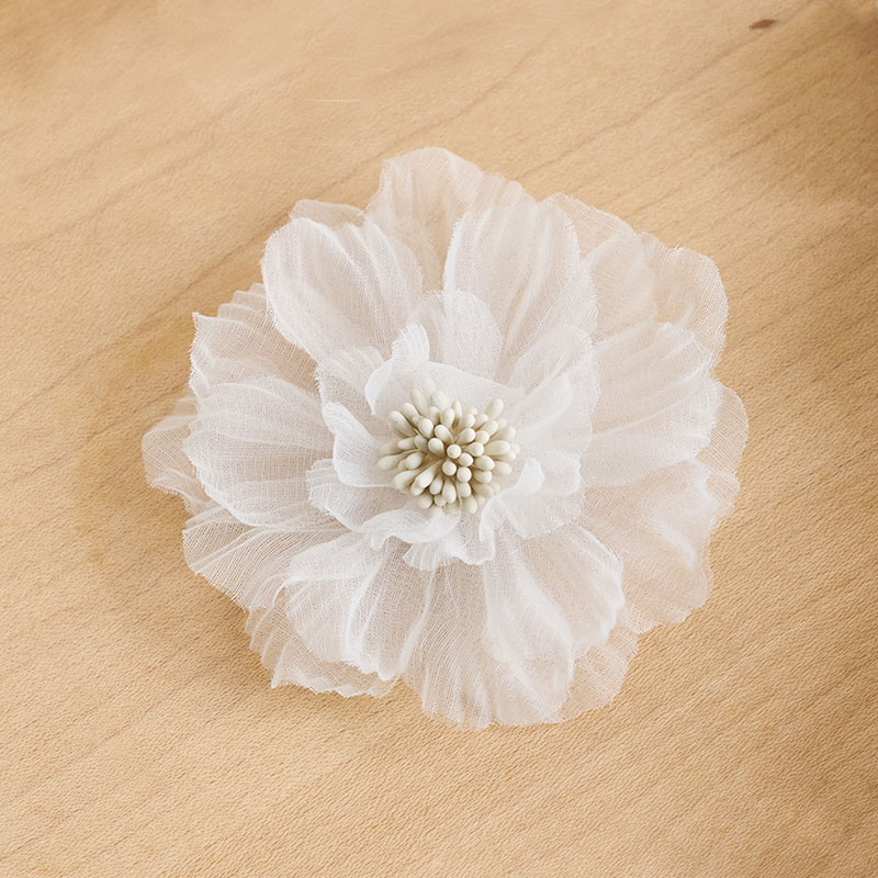 Brooch (Angel Flower) White